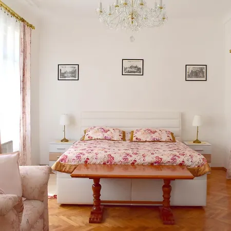 Old Town Konviktska - Bohemian Residence Prague Exterior photo