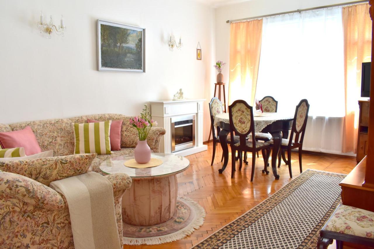 Old Town Konviktska - Bohemian Apartmán Praha