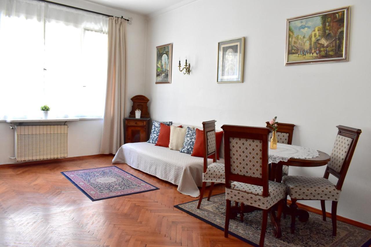 Apartament Old Town Konviktska - Bohemian *