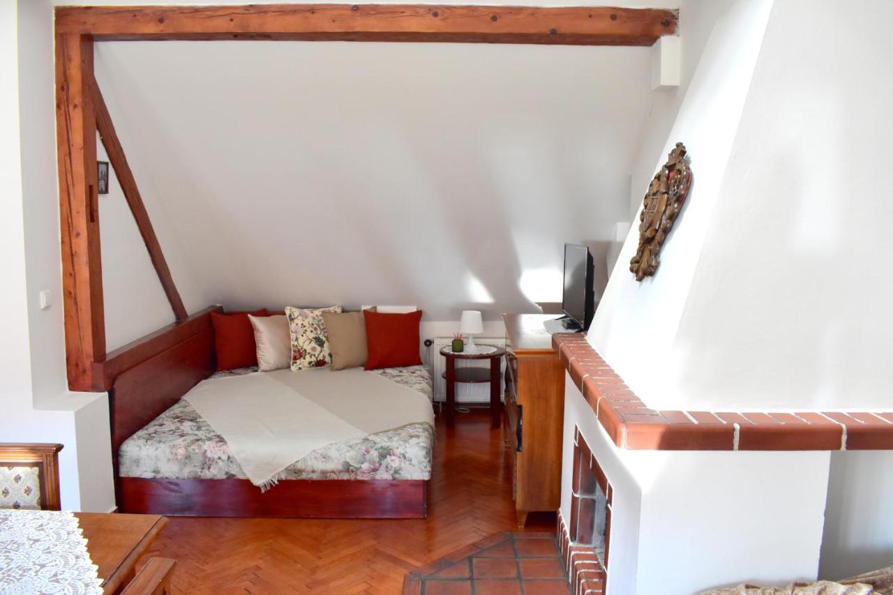 Apartament Old Town Konviktska - Bohemian