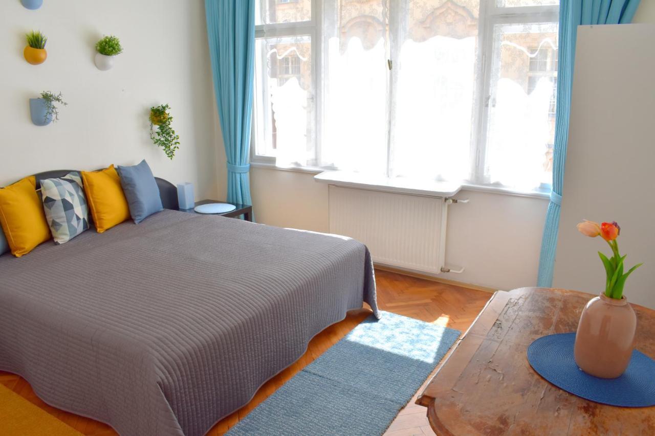 Apartament Old Town Konviktska - Bohemian *